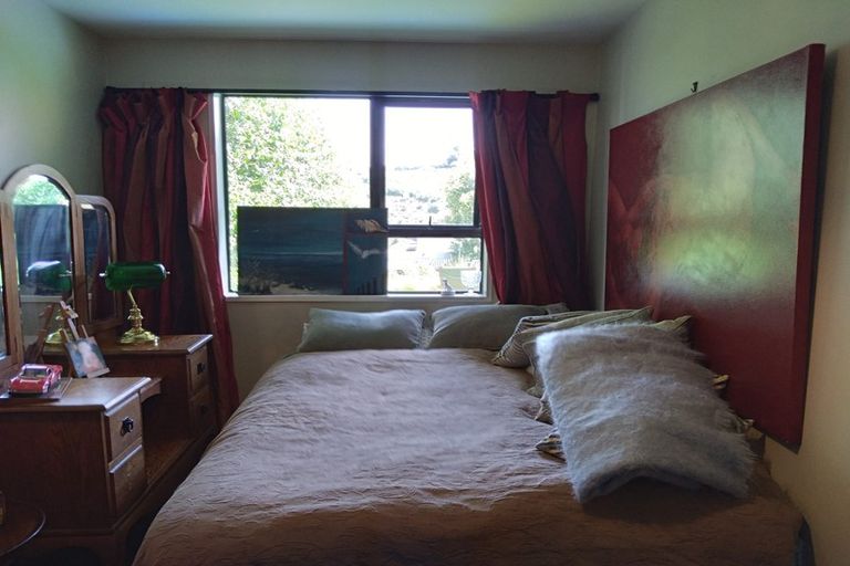 Photo of property in 11 Governors Bay Road, Cass Bay, Lyttelton, 8082