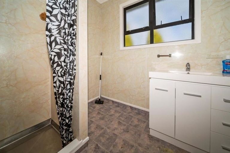 Photo of property in 301 High Street, Eltham, 4322