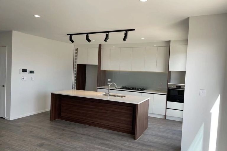 Photo of property in 20 Kea Road, Silverdale, 0932