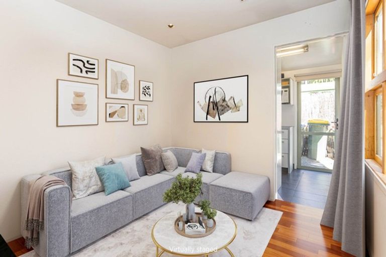 Photo of property in 72 Buckingham Street, Arrowtown, 9302