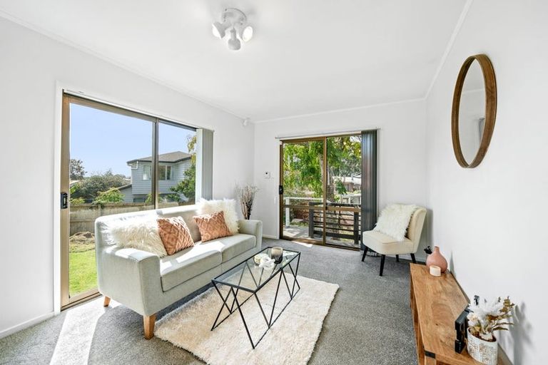 Photo of property in 20a Mckinstry Avenue, Mangere East, Auckland, 2024