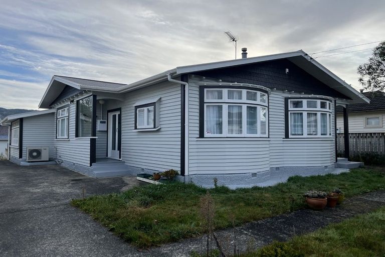 Photo of property in 60 Martin Street, Wallaceville, Upper Hutt, 5018