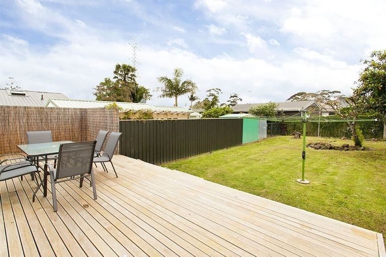 Photo of property in 17 Pandora Place, Pakuranga, Auckland, 2010