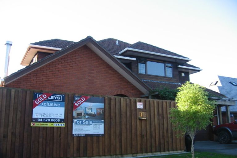 Photo of property in 1/17 Puriri, Woburn, Lower Hutt, 5010