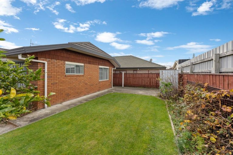 Photo of property in 6 Surrey Lane, Levin, 5510