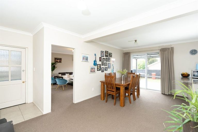 Photo of property in 313 Cambridge Road, Hillcrest, Hamilton, 3216