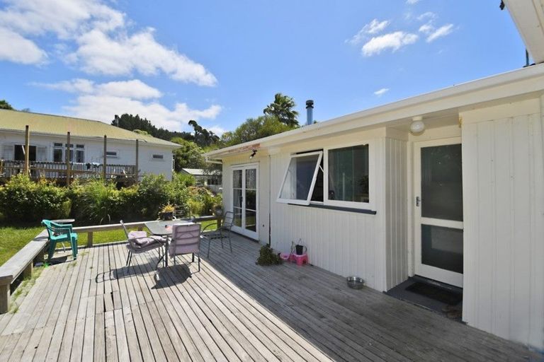 Photo of property in 17 Pakiri Road, Leigh, Warkworth, 0985