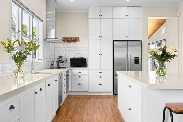 Photo of property in 54 Nelson Crescent, Napier South, Napier, 4110