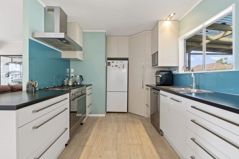 Photo of property in 3 Awatere Place, Snells Beach, 0920