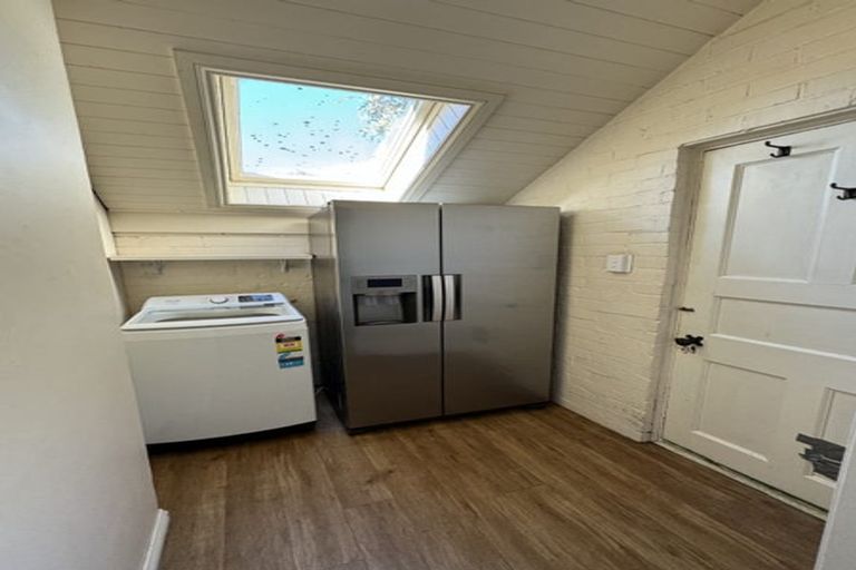 Photo of property in 105a Hinau Street, Riccarton, Christchurch, 8041