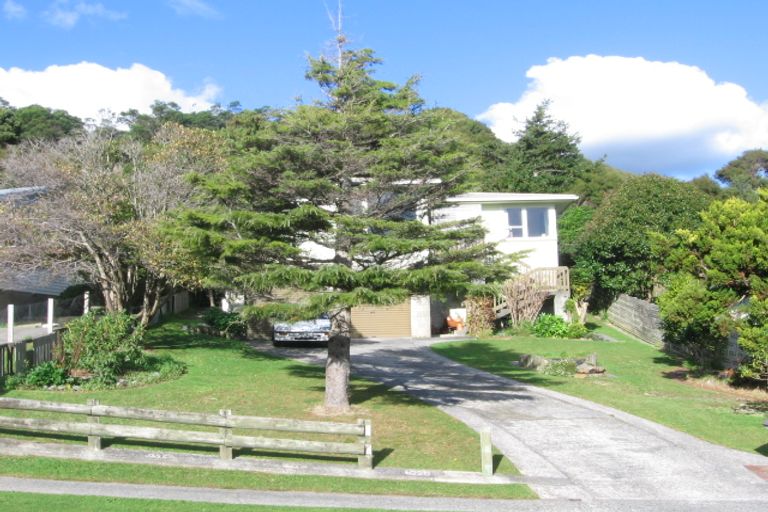Photo of property in 30 Mimihau Grove, Wainuiomata, Lower Hutt, 5014
