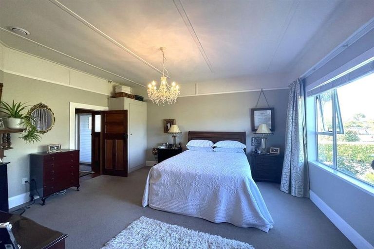 Photo of property in 12 Parsonage Road, Waimate, 7924