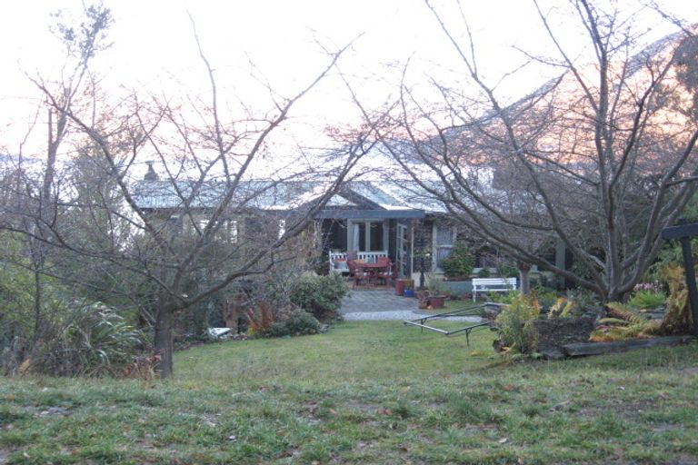 Photo of property in 20 Lomond Crescent, Queenstown, 9300