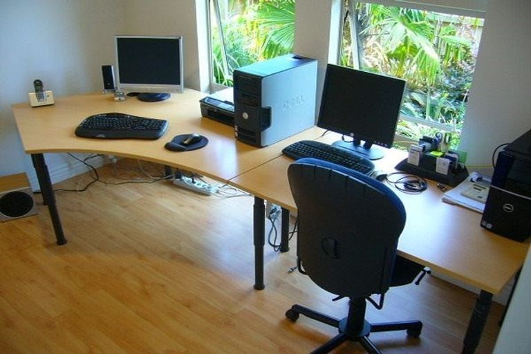 Photo of property in 16 Ranui Avenue, Kerikeri, 0230