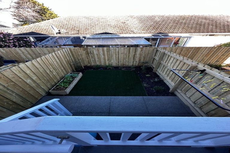 Photo of property in 2/39 Beresford Street, New Brighton, Christchurch, 8061