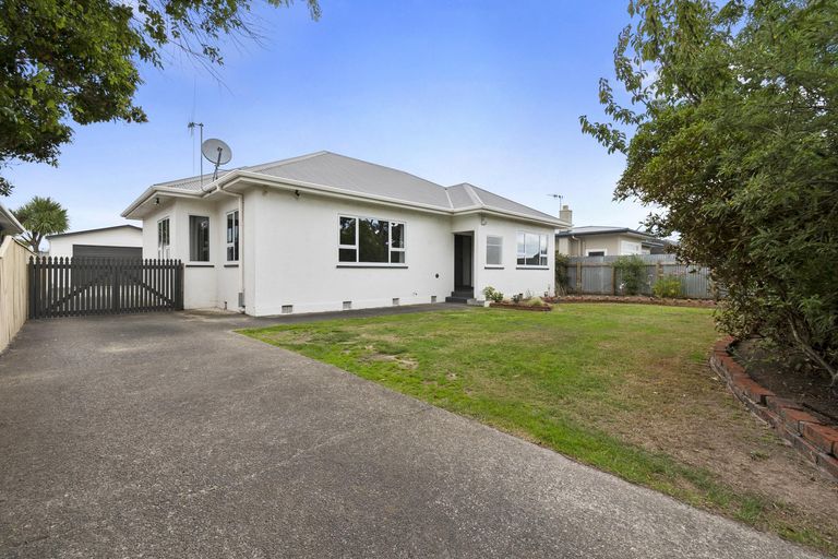 Photo of property in 63 Guy Avenue, Takaro, Palmerston North, 4410