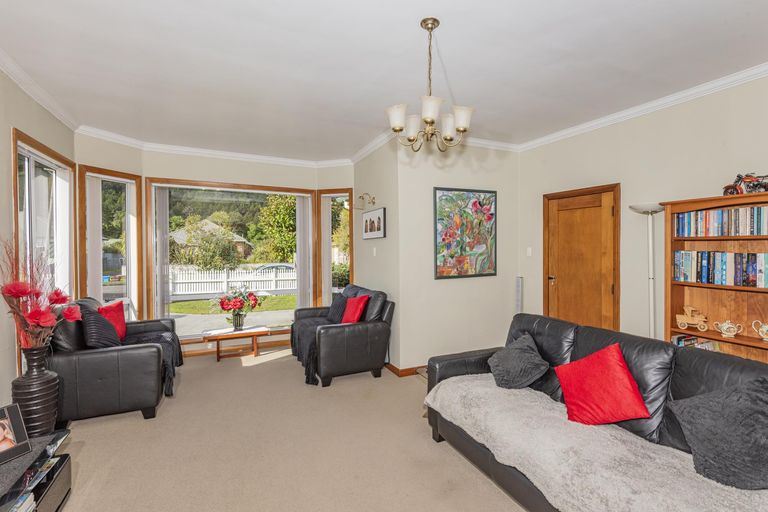 Photo of property in 30 Lovatt Crescent, Kensington, Whangarei, 0112