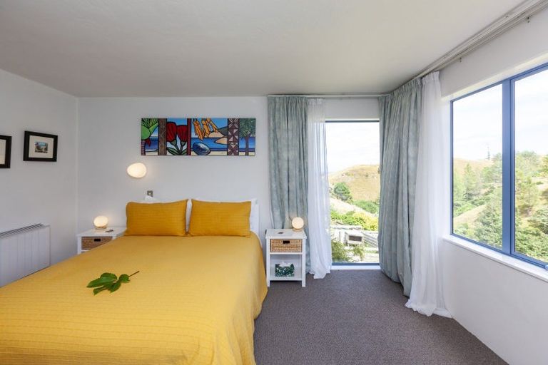 Photo of property in 105 Waterfall Road, Paraparaumu, 5032