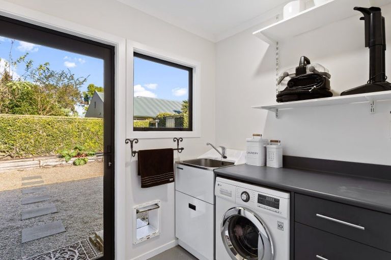 Photo of property in 12 Pascal Place, Flagstaff, Hamilton, 3210