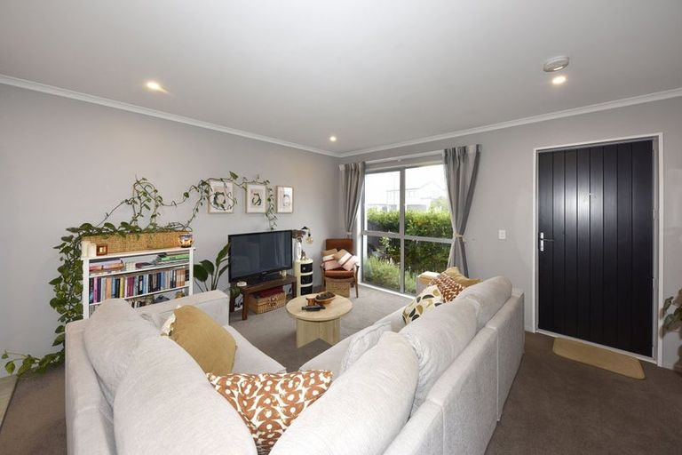 Photo of property in 7 William Dawson Crescent, Wigram, Christchurch, 8025