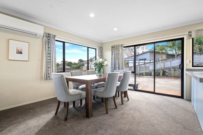 Photo of property in 3a Marchant Place, Westown, New Plymouth, 4310