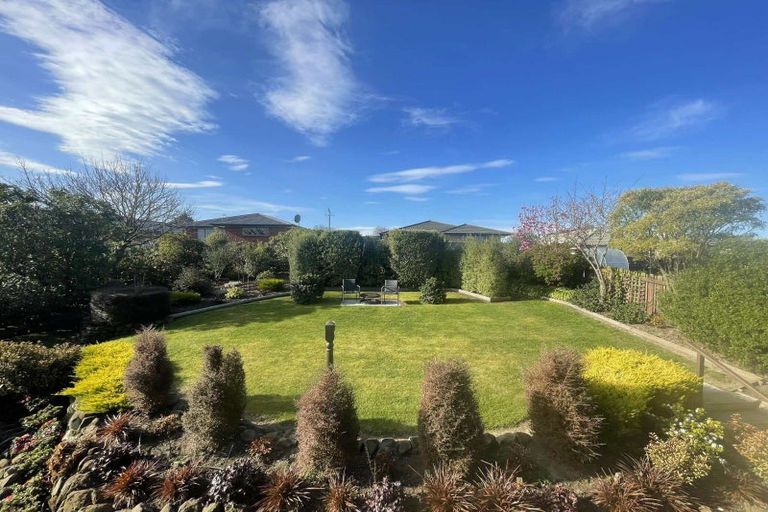 Photo of property in 15 Leven Street, South Hill, Oamaru, 9400