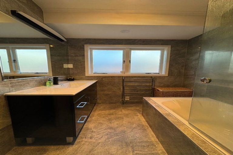 Photo of property in 43a Alma Crescent, Papakura, 2110