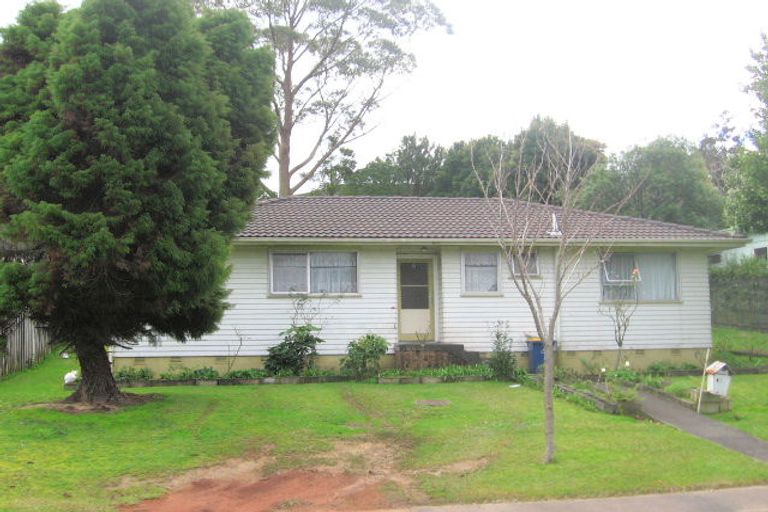 Photo of property in 45 Sunline Avenue, Massey, Auckland, 0614