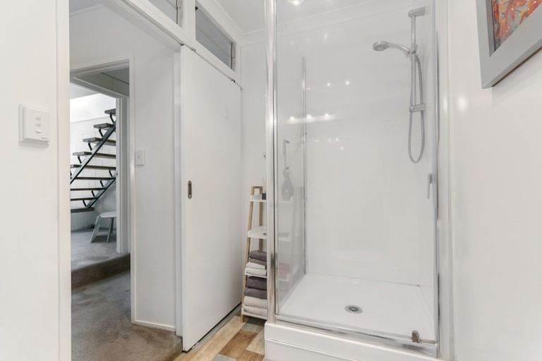 Photo of property in 17 Wynn Place, Howick, Auckland, 2014