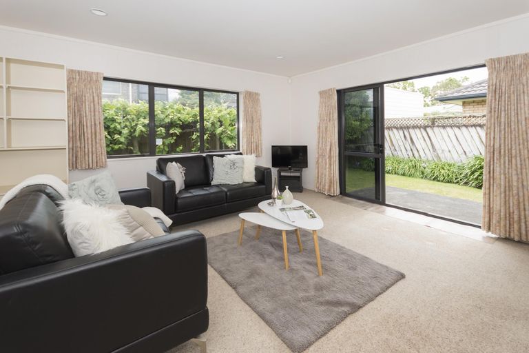Photo of property in 9 Collie Road, Pukekohe, 2120