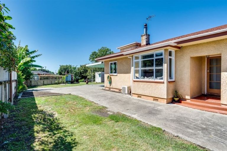 Photo of property in 20 Petane Road, Bay View, Napier, 4104