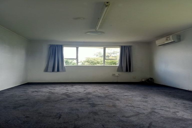 Photo of property in 30 Zelda Avenue, Clover Park, Auckland, 2023