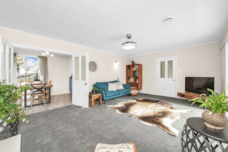 Photo of property in 3 Mcilraith Street, Darfield, 7510
