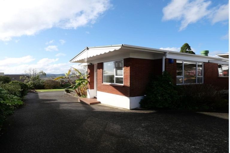 Photo of property in 5 Willis Avenue, Pukekohe, 2120