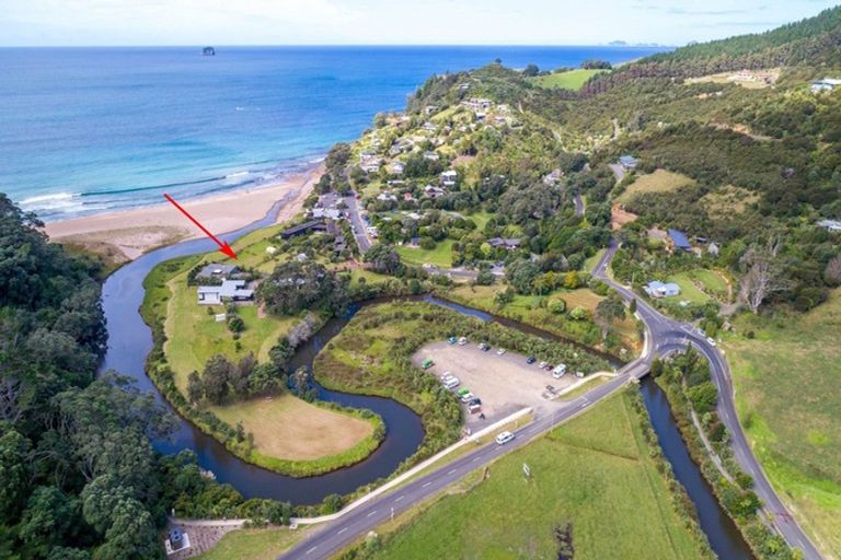Photo of property in 17 Pye Place, Hot Water Beach, Whitianga, 3591