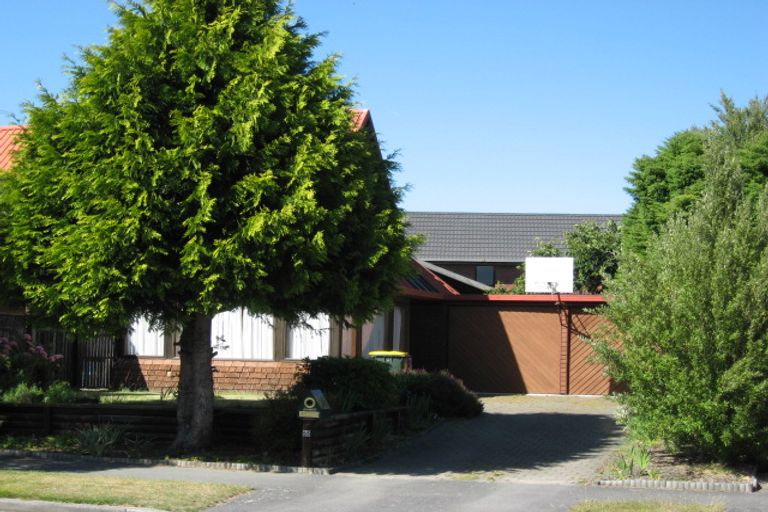 Photo of property in 55 Westgrove Avenue, Avonhead, Christchurch, 8042