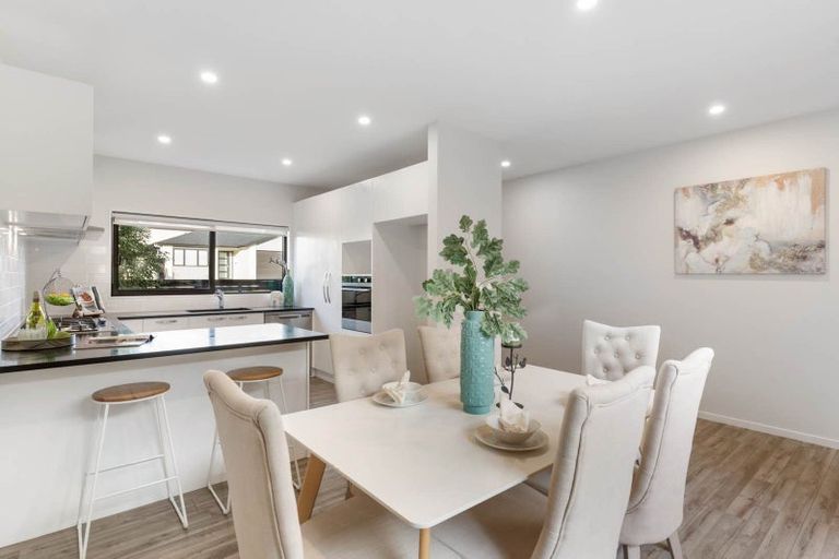 Photo of property in 7c Mcquoids Road, Flat Bush, Auckland, 2019