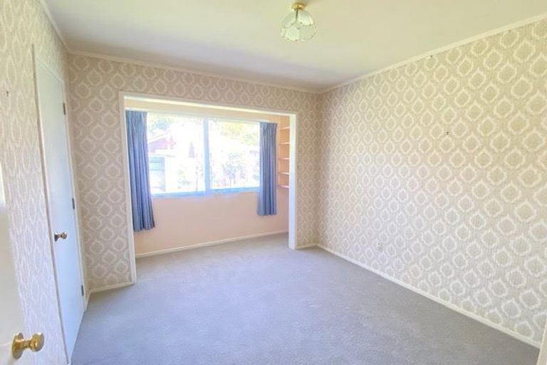 Photo of property in 10 Mimosa Place, Half Moon Bay, Auckland, 2012