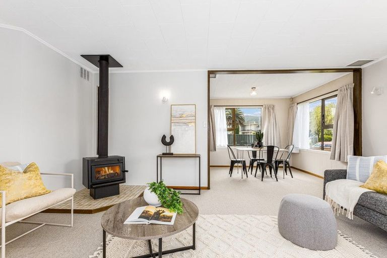 Photo of property in 73 Karamu Crescent, Wainuiomata, Lower Hutt, 5014