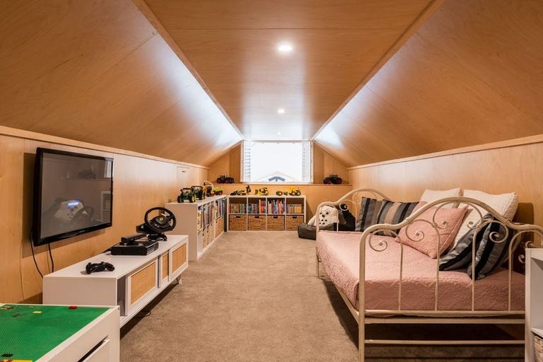 Photo of property in 50 Temple Drive, Twizel, 7901