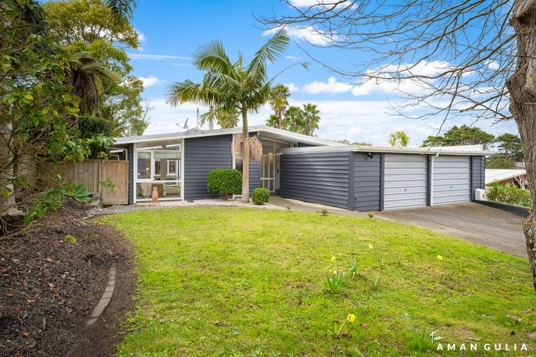Photo of property in 4 Gladys Avenue, Glenfield, Auckland, 0629