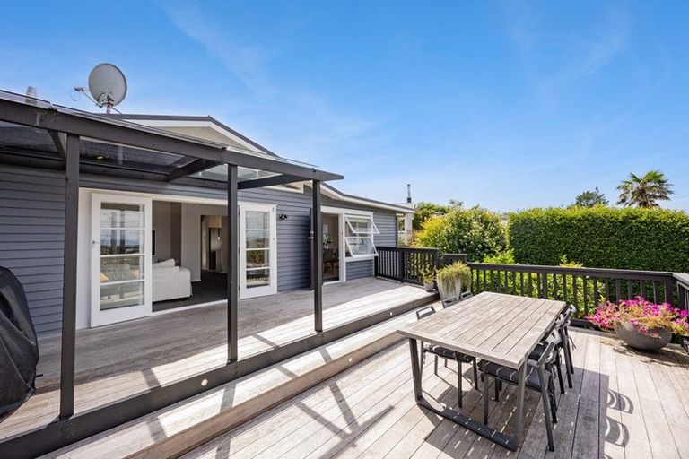 Photo of property in 95 Royal Road, Massey, Auckland, 0614