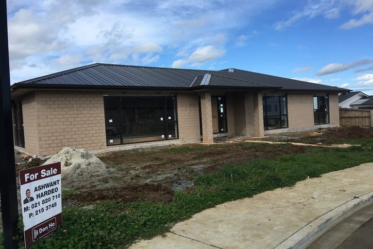 Photo of property in 4 Kirklee Lane, Pokeno, 2402