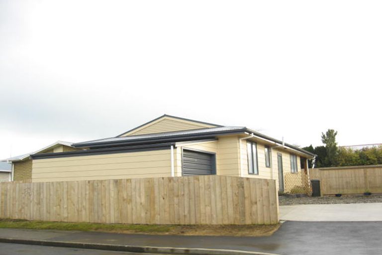 Photo of property in 2b Lauder Crescent, Heidelberg, Invercargill, 9812