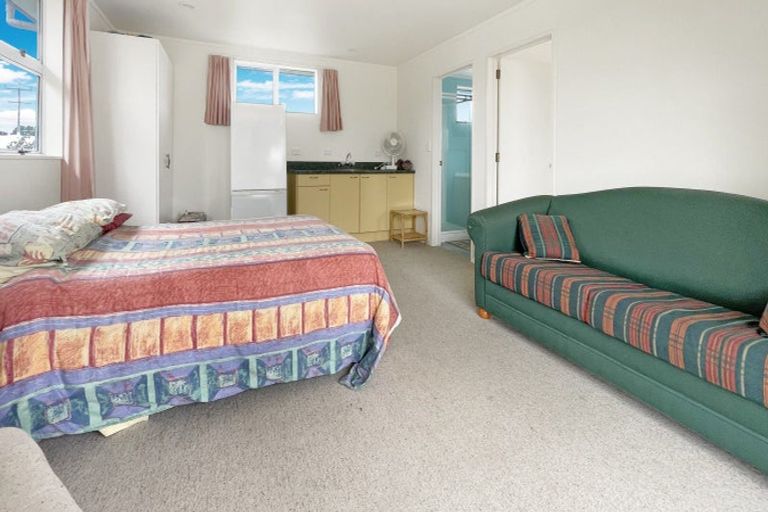 Photo of property in 12 Hawthorne Avenue, Patearoa, 9398