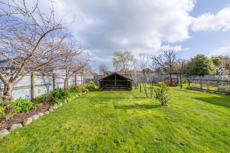 Photo of property in 11 Charles Street, Carterton, 5713