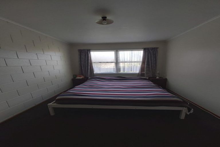 Photo of property in 33a Southsea Crescent, Silverdale, Hamilton, 3216