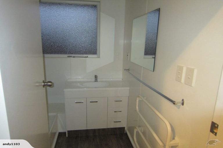 Photo of property in 3 Kilburn Street, Bishopdale, Christchurch, 8053