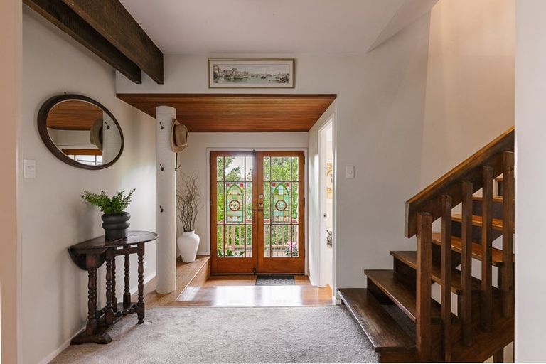 Photo of property in 10 Peregrine Place, Birkenhead, Auckland, 0626