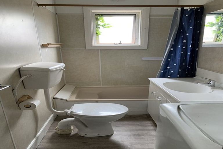 Photo of property in 54 Surrey Street, Caversham, Dunedin, 9012